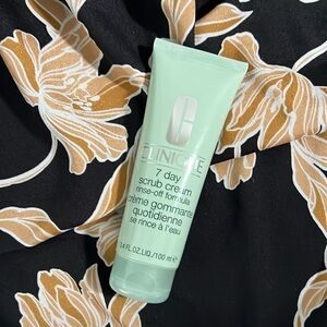 NEW Clinique 7 Day Scrub Cream Rinse-Off Formula 3.4 Fl. Oz.